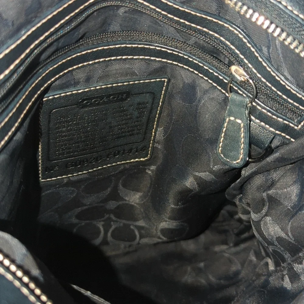 Coach Black Leather Shoulder purse - Picture 6 of 12